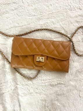 Cute little purse/ Wallet in Tan on a Chain Strap